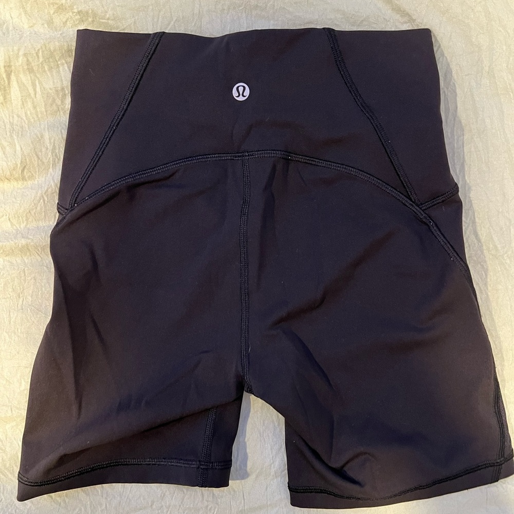 Lululemon black biker shorts
